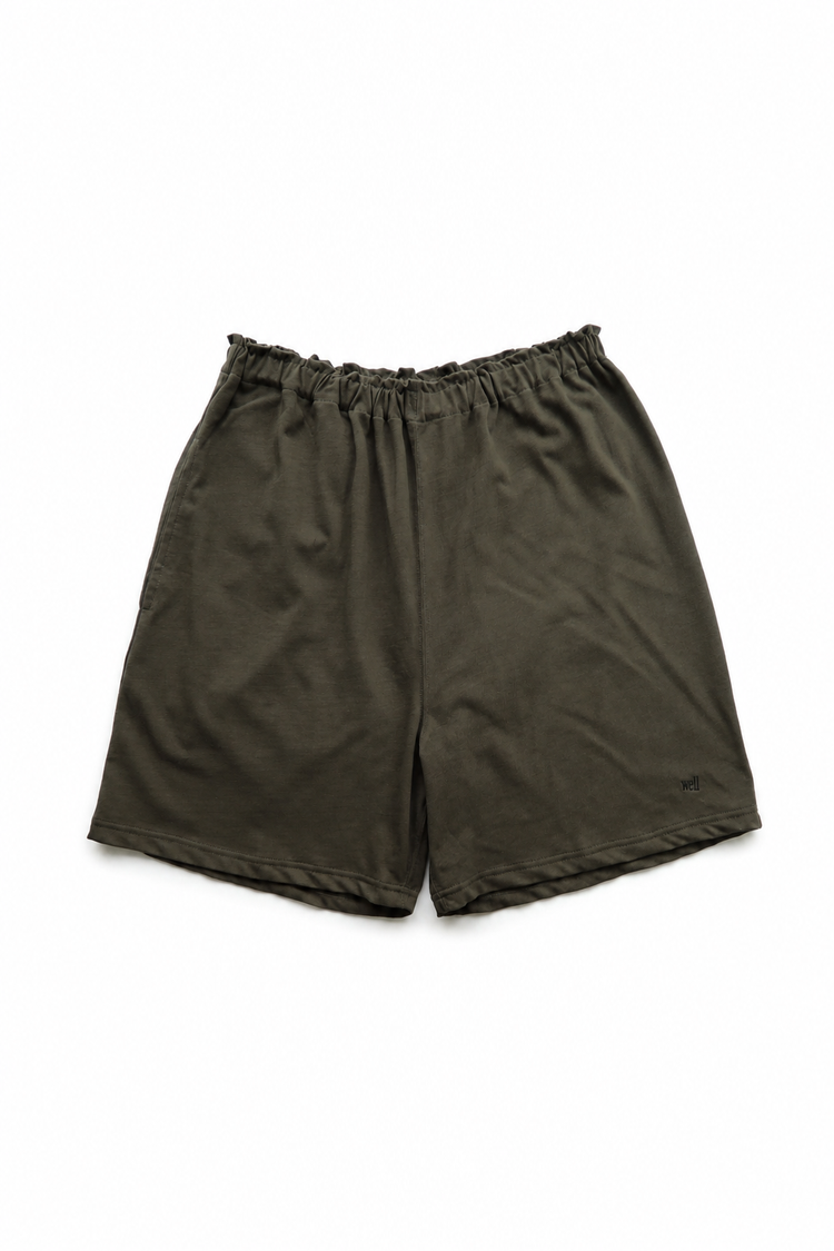 Tilted logo shorts