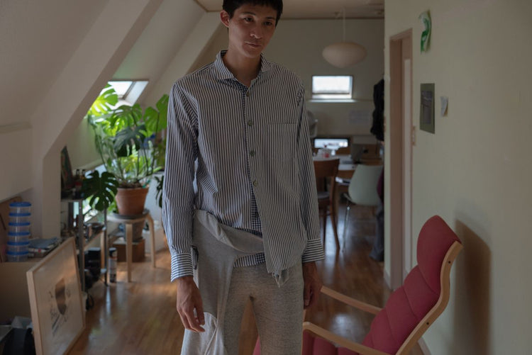 Horizontal collar shirt (original)