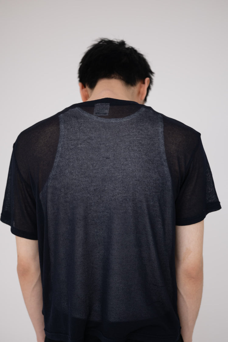 Thin knit T-shirt