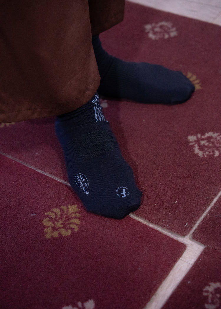 Free size tube socks