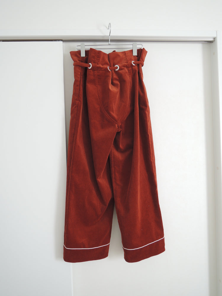 Extra waist pants