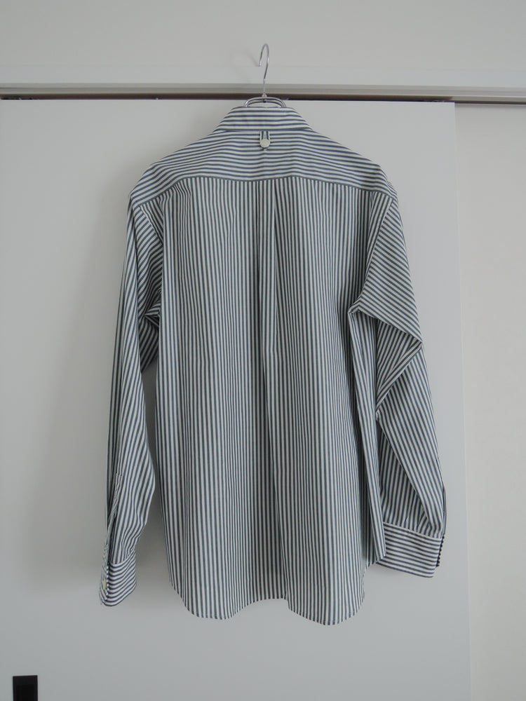 Horizontal collar shirt (original)