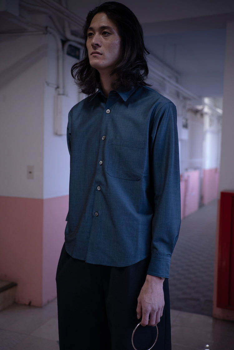 10-buttons shirt